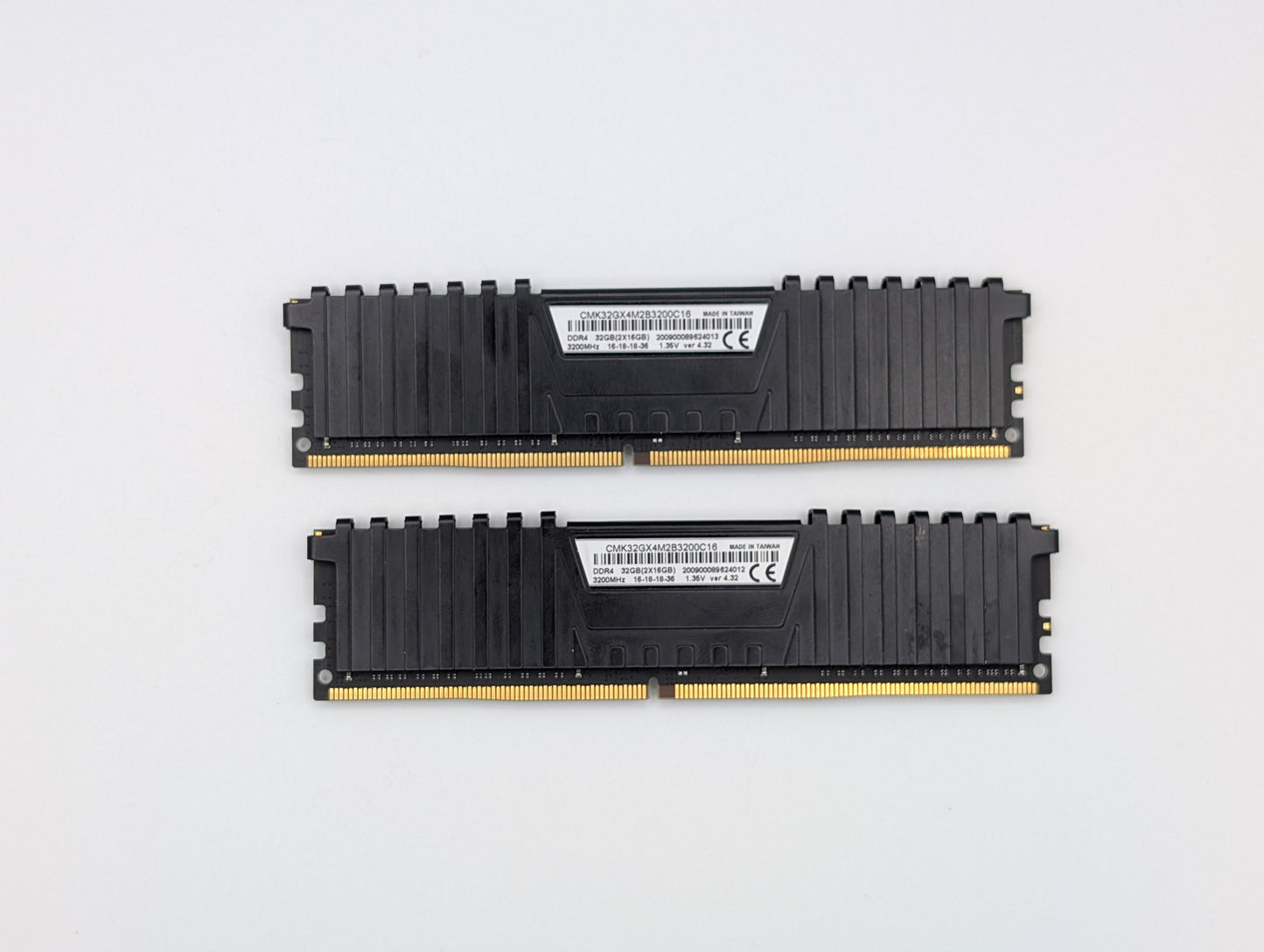 Corsair Vengeance LPX 32Go (2x16Go) DDR4 3200MHz CL16 Mémoire RAM
