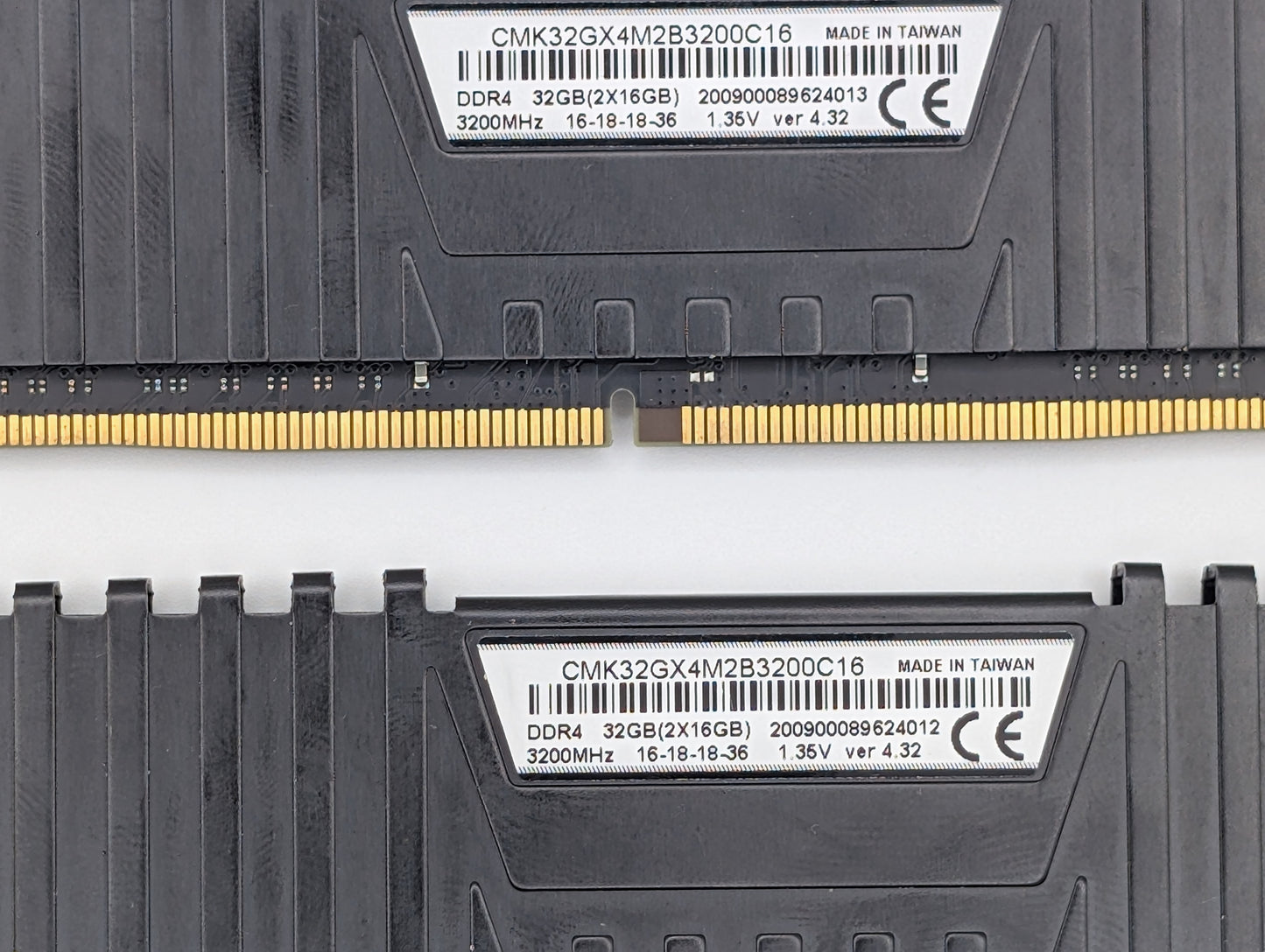 Corsair Vengeance LPX 32Go (2x16Go) DDR4 3200MHz CL16 Mémoire RAM